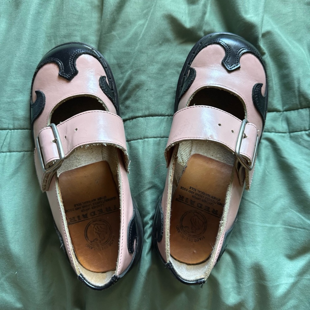 Pink Tredair black and pink swirly Mary Janes